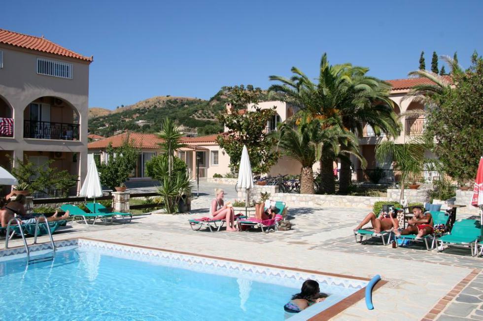 Daniel Hotel (Adults Only) Kalamákion Dış mekan fotoğraf