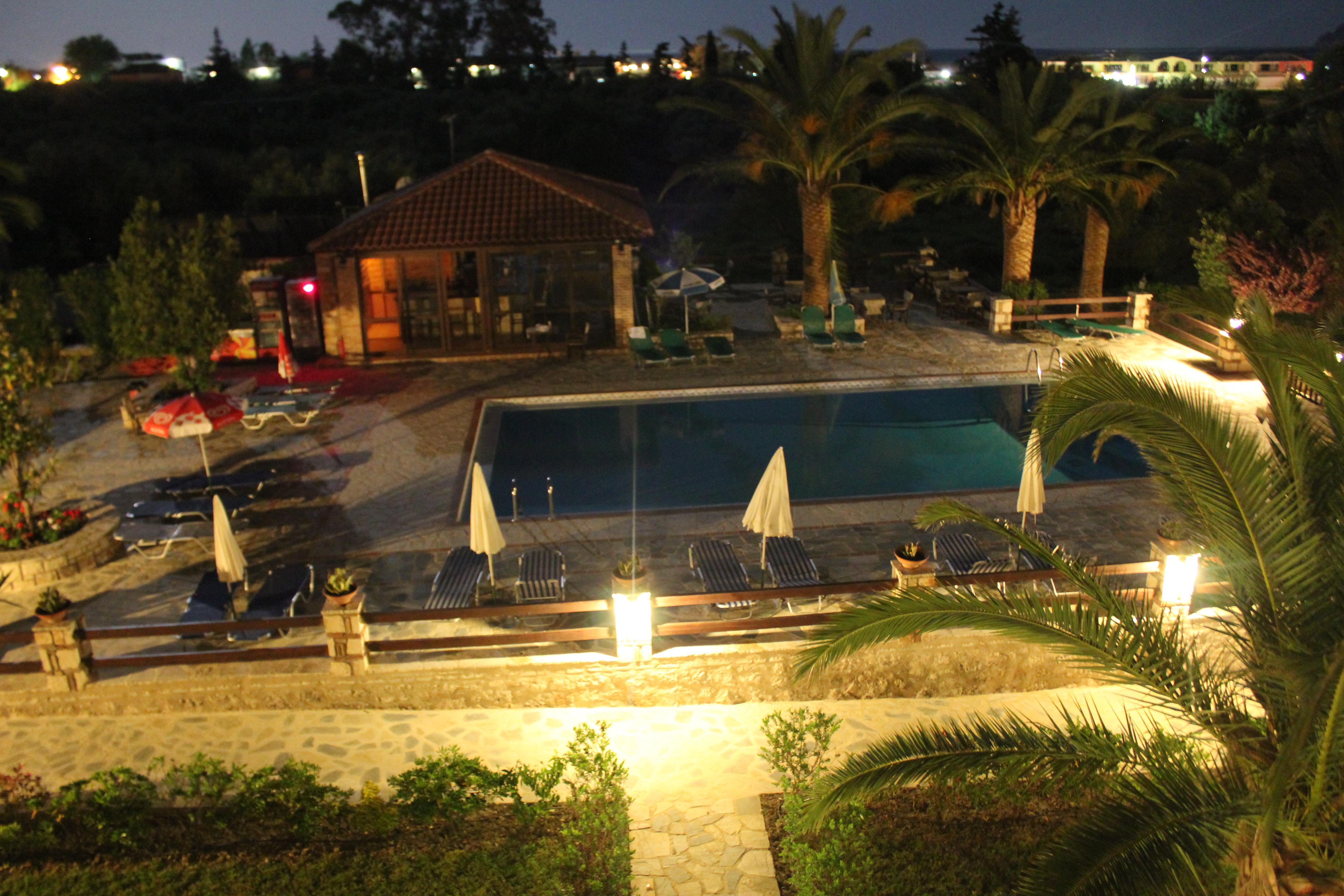 Daniel Hotel (Adults Only) Kalamákion Dış mekan fotoğraf