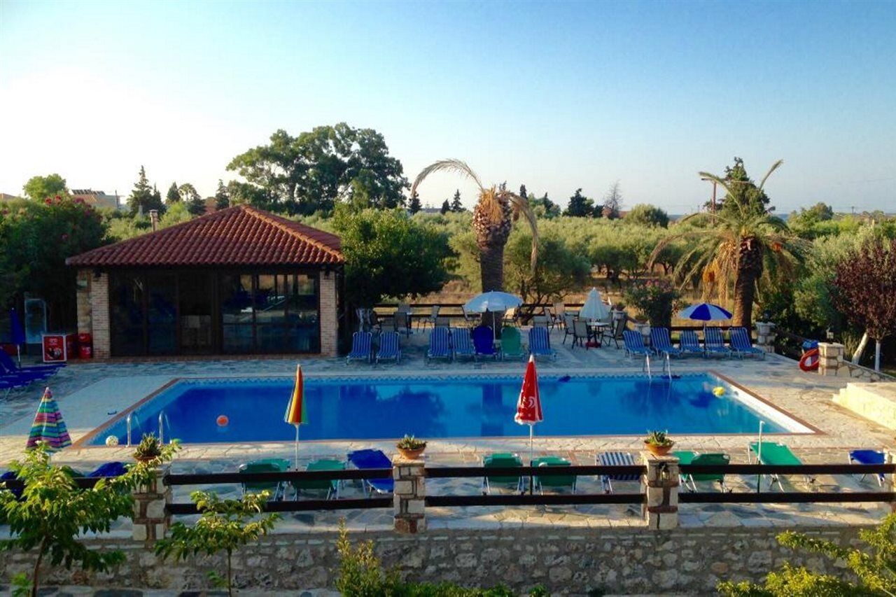 Daniel Hotel (Adults Only) Kalamákion Dış mekan fotoğraf