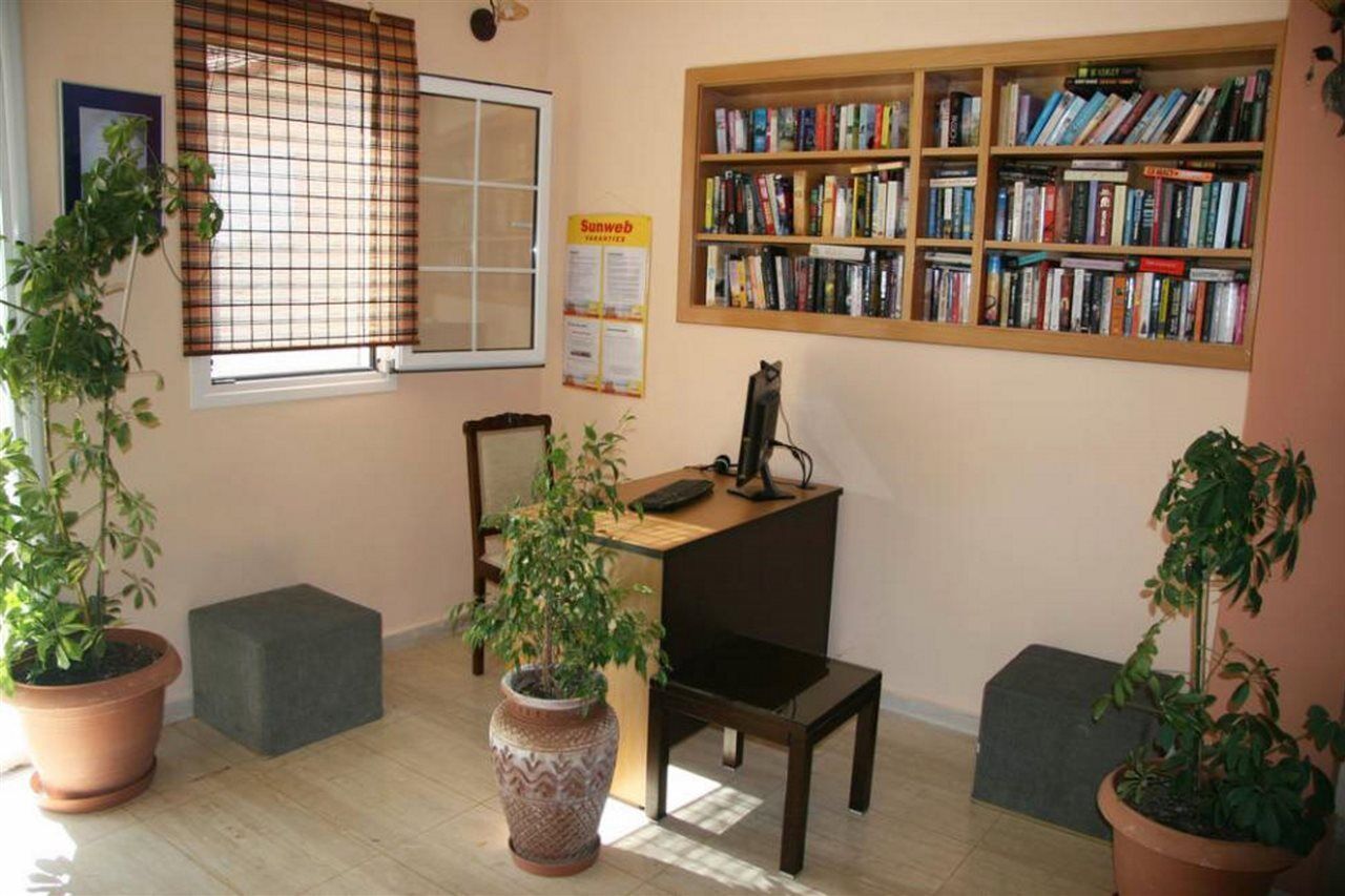Daniel Hotel (Adults Only) Kalamákion Dış mekan fotoğraf