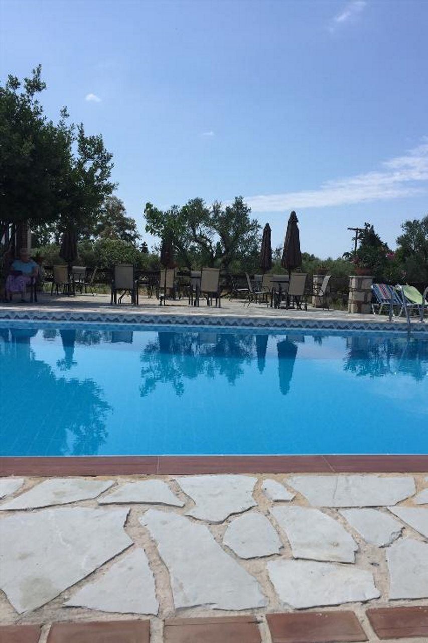 Daniel Hotel (Adults Only) Kalamákion Dış mekan fotoğraf